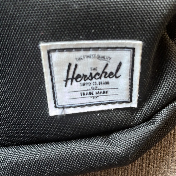 Hershel belt bag - Picture 2 of 7